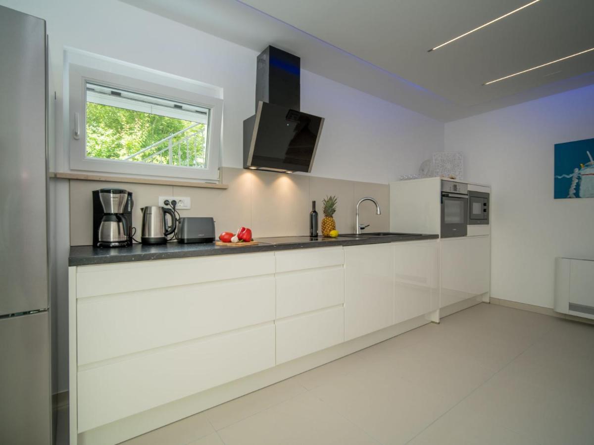 Holiday Home Andela By Interhome Dobrinj Exteriör bild